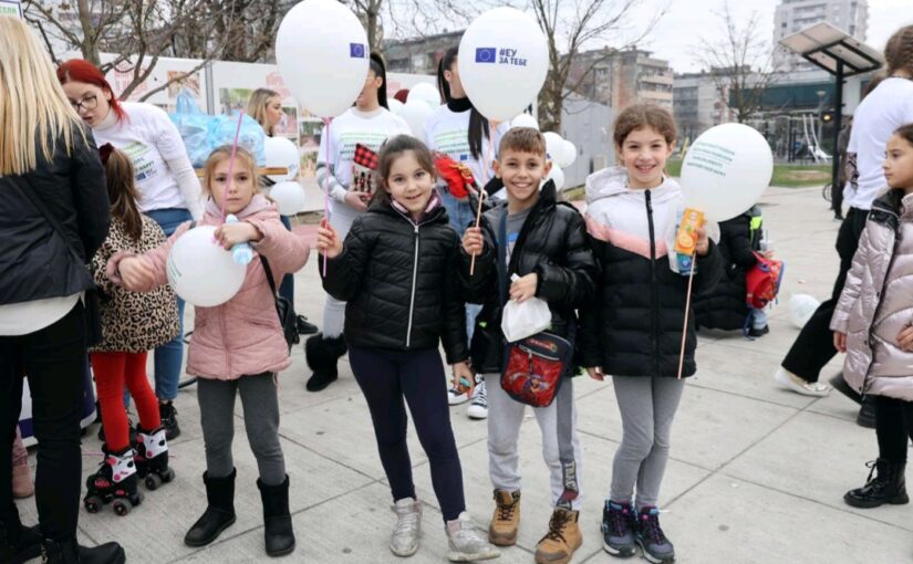 Fondacija Balans organizovala žurku na trgu