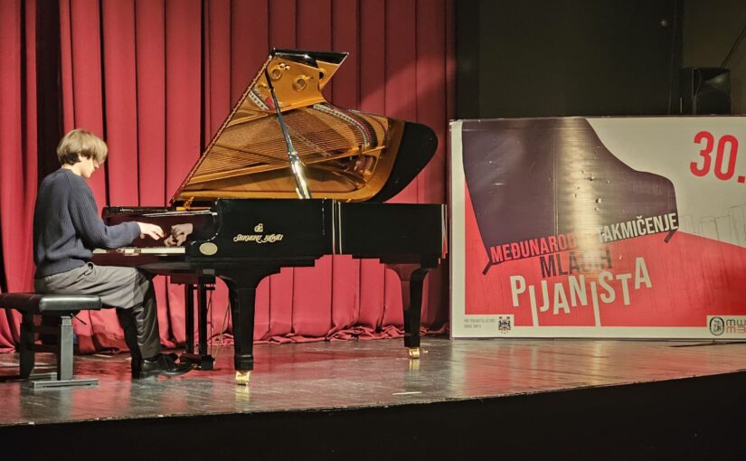 Mladi pijanisti iz regiona na festivalu u Šapcu