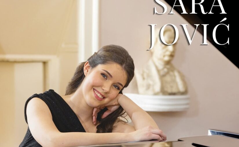 Sara Jović na turneji